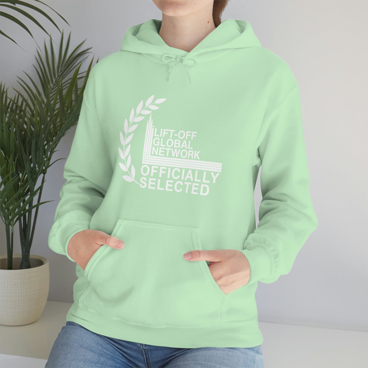 (UK) Officially Selected Front Brand Unisex Heavy Blend™ Hooded Sweatshirt